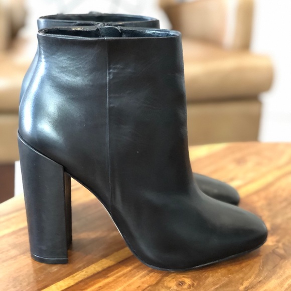 ALDO high heel leather ankle boots. EU 40/US9 - Picture 1 of 4